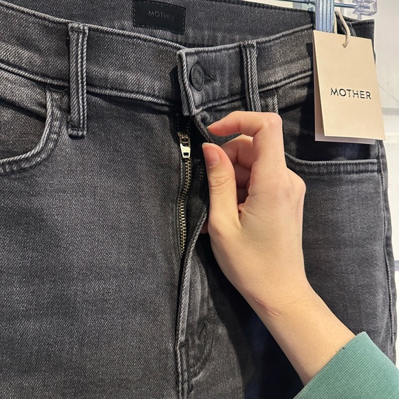 MOTHER The Hustler High Waist Fray Hem Ankle Bootcut Jeans - Picture 6 of 13